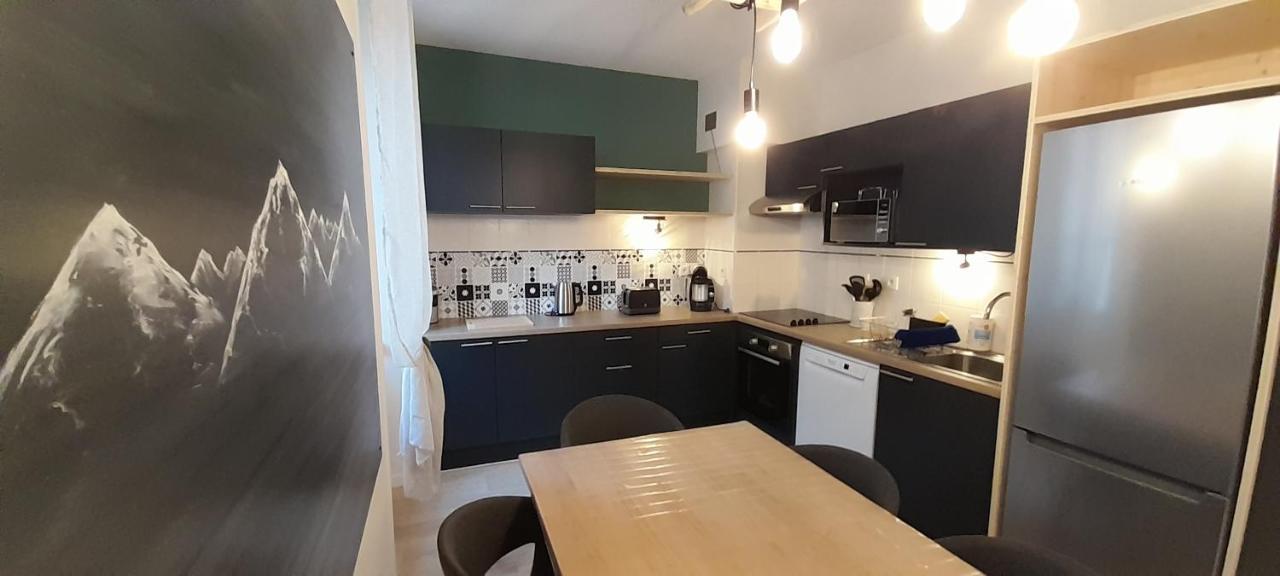 Tres Bel Appartement T3 Hyper Centre Entierement Renove En 2022 リュス・サン・ソヴァール エクステリア 写真